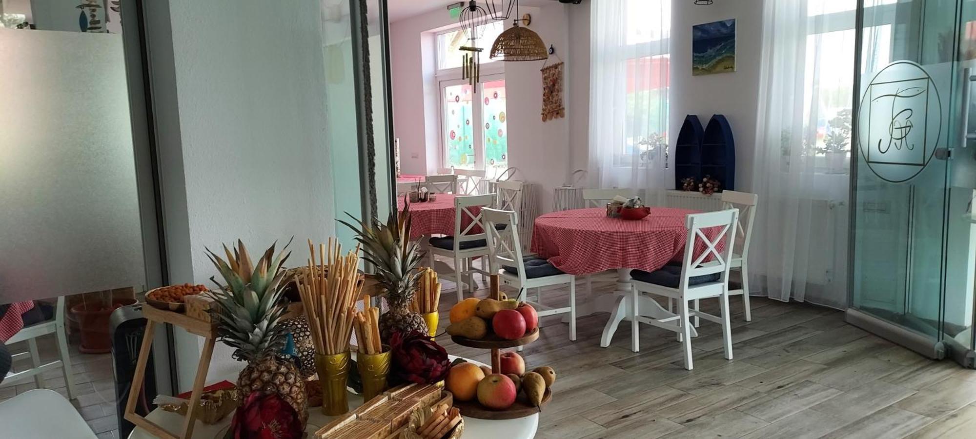 Basarabi Tina Guest House מראה חיצוני תמונה